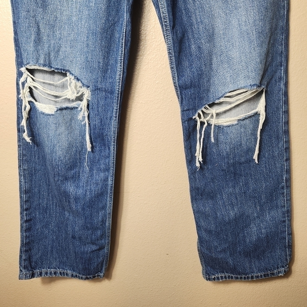 Levi's Womens Low Pro Straight Distressed Medium Wash Jeans-Size 31 (NWT) - Picture 2 of 7